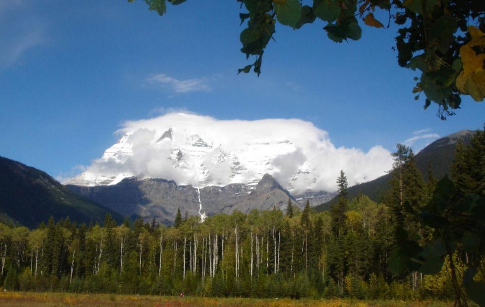 Rocky Inn Valemount Exterior photo